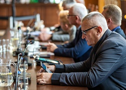 Dzisiaj sesja Rady Miejskiej. Radni o podwyżkach