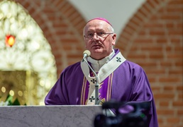 Pożegnali biskupa Jana Styrnę
