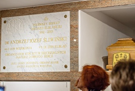Pożegnali biskupa Jana Styrnę