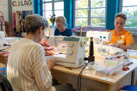 Serce od serca. Biją rekord w szyciu wyjątkowych poduszek