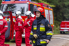 Pożar w bazie paliw i lasach Zaporowa