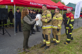 Pożar w bazie paliw i lasach Zaporowa
