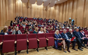 Dzień Nauczyciela z wojewodą