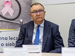 Kompleksowo leczą raka jelita grubego