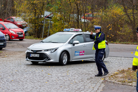 Na cmentarz głównie autobusem