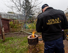 Czystość powietrza sprawdzana z ziemi... i z powietrza