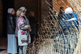 Trawa, wosk i Wszechświat. Nowa wystawa w Galerii EL