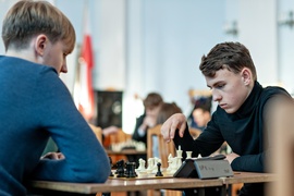 Elbląscy szachiści rozegrali kolejny turniej FIDE zdjęcie nr 273458
