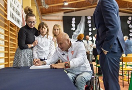 \"Mówili na nią Marynia\"