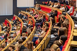 Słowa wolności dla pozbawianych wolności słowa