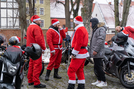 Motomikołaje przyjechali z pomocą