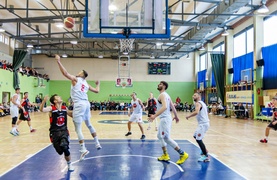 Elbląscy koszykarze z kolejnym zwycięstwem