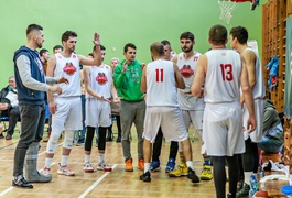 Elbląscy koszykarze z kolejnym zwycięstwem