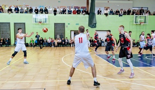 Elbląscy koszykarze z kolejnym zwycięstwem
