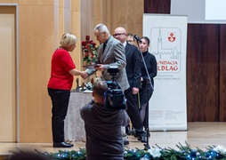 Literaci i filantropi nagrodzeni