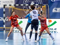 Mistrzynie bezlitosne dla Startu