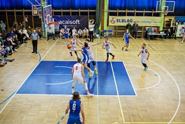 Lider lepszy od wicelidera