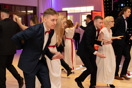 Szczęśliwy, bo studniówkowy piątek trzynastego w ZSTI