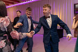 Szczęśliwy, bo studniówkowy piątek trzynastego w ZSTI