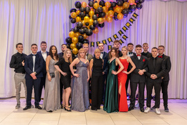 Szczęśliwy, bo studniówkowy piątek trzynastego w ZSTI