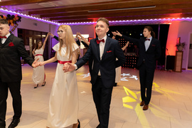 Szczęśliwy, bo studniówkowy piątek trzynastego w ZSTI