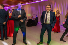 Szczęśliwy, bo studniówkowy piątek trzynastego w ZSTI