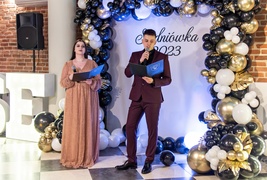 Studniówka ZSEiO: „Jesteście piękni, cudowni i tak też macie się bawić\"