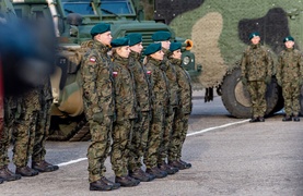 Mariusz Błaszczak w Elblągu: „Nasycamy wojskiem polskim wschodnią część naszego kraju”