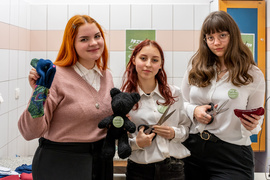 Po nitce do... pomagania