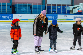 Igrce na lodowisku Helena