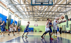 Bez zmian. Basketball wygrywa