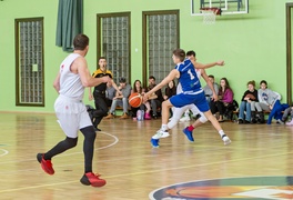 Basketball dziurawi kosz zdjęcie nr 278008