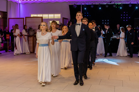 Studniówka I LO. \"To wyjątkowy bal\"