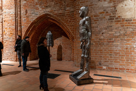 Transseksualne podróże i nobilitacja banałów w Galerii EL