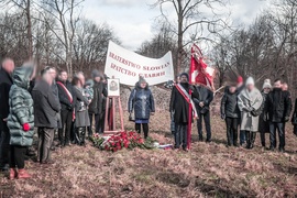 Ambasador w Pieniężnie. Demonstracja prorosyjska, antyrosyjska pikieta