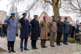 Patriotyczny obowiązek spełniony. Uroczystości pod pomnikiem