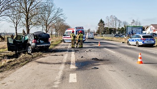 Wyprzedzała i spowodowała kolizję