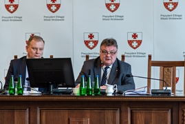 Radny w obronie Jana Pawła II