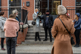 \"To, co się dzieje w telewizji publicznej, to niestety zakrawa na dramat\"