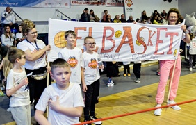 Basketball Elbląg już w finale baraży o II ligę! zdjęcie nr 281163