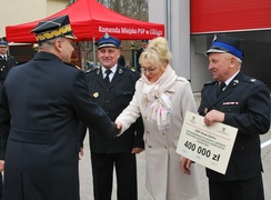 Nowe auta dla strażaków