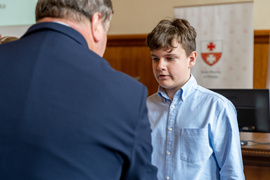 Prezydent rozdał stypendia