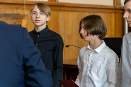 Prezydent rozdał stypendia