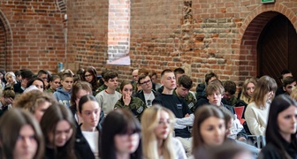Dyskutowali o religiach świata