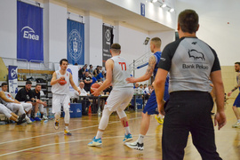 Basketball bez awansu