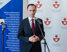 Dyskutowali, jak walczyć z dezinformacją