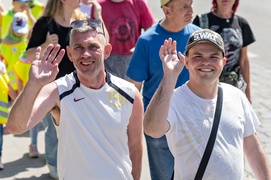 TON zaczął grać
