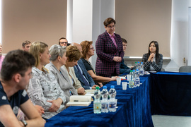 \"Depresyjni, zagubieni, samotni\". Rozmowy wokół zdrowia psychicznego młodych