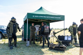 Rodzinnie na lotnisku