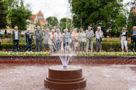 Fontanna już działa. Gdzie są aniołki? Fontanna już działa. Gdzie są aniołki?